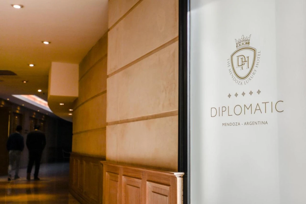 Diplomatic Hotel - Hotel Photo 37