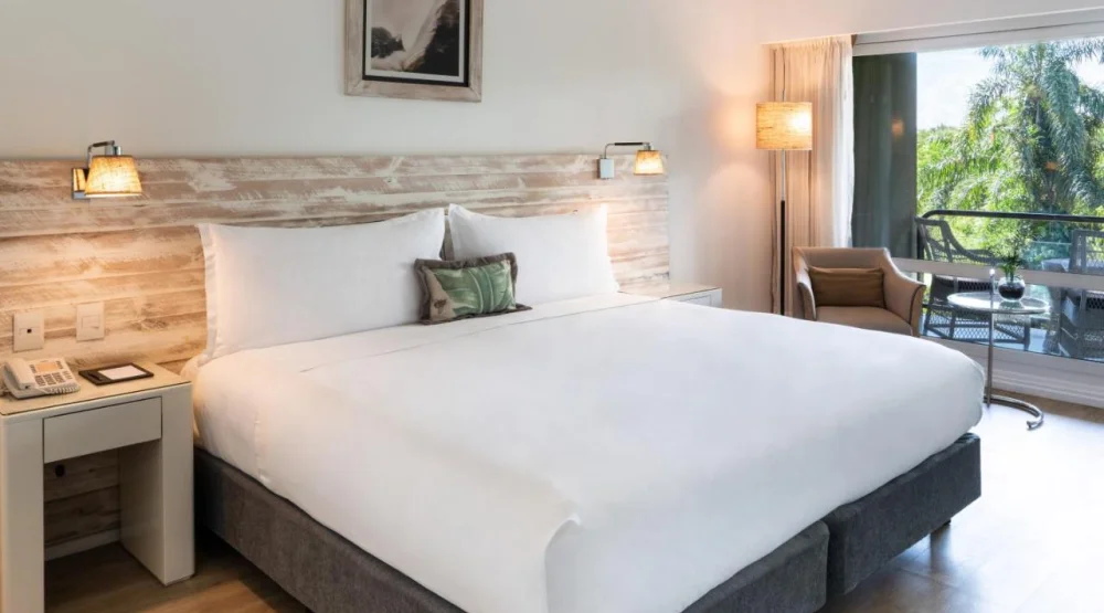 Deluxe Room with King Bed and Jungle View at Gran Melia Iguazu