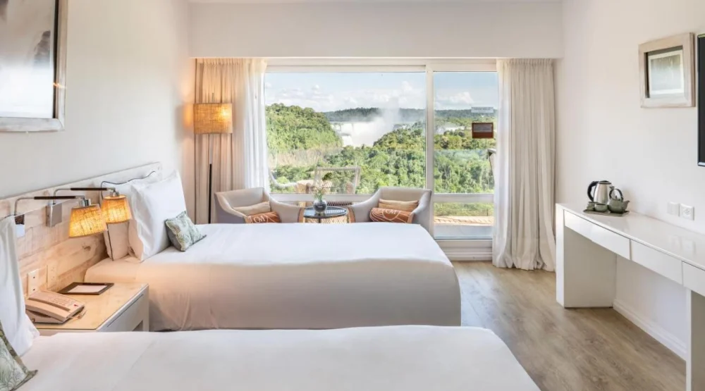Red Level Twin Room Waterfall View at Gran Melia Iguazu