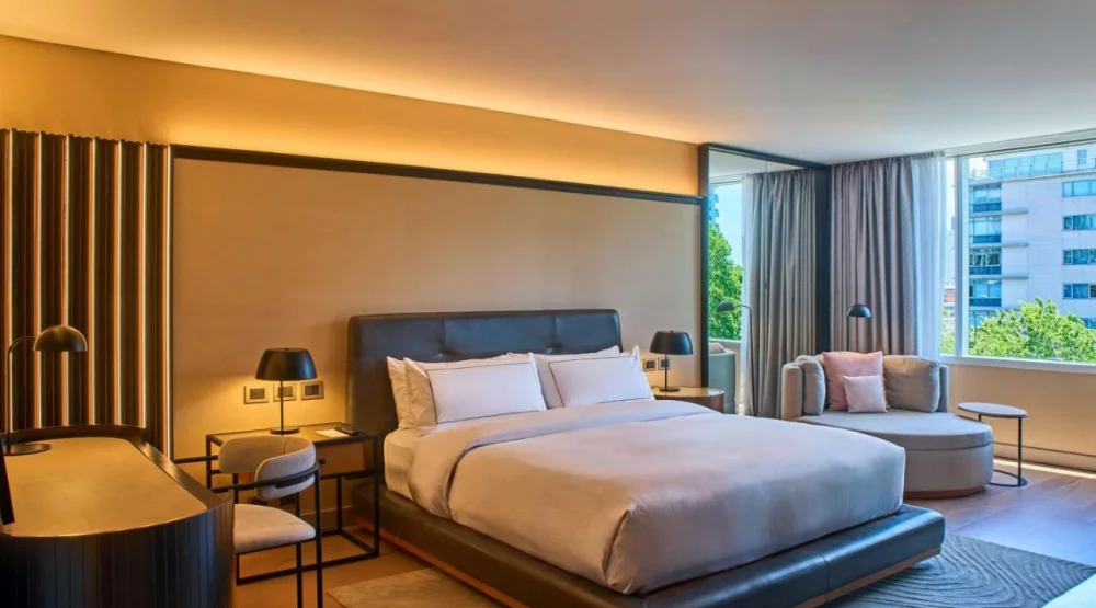 One Bedroom Corner Suite - City View at Hilton Buenos Aires
