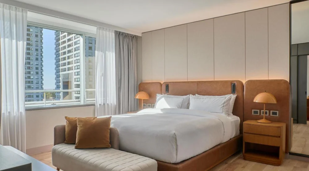 Executive King Petite Suite with Marina View at Hilton Buenos Aires