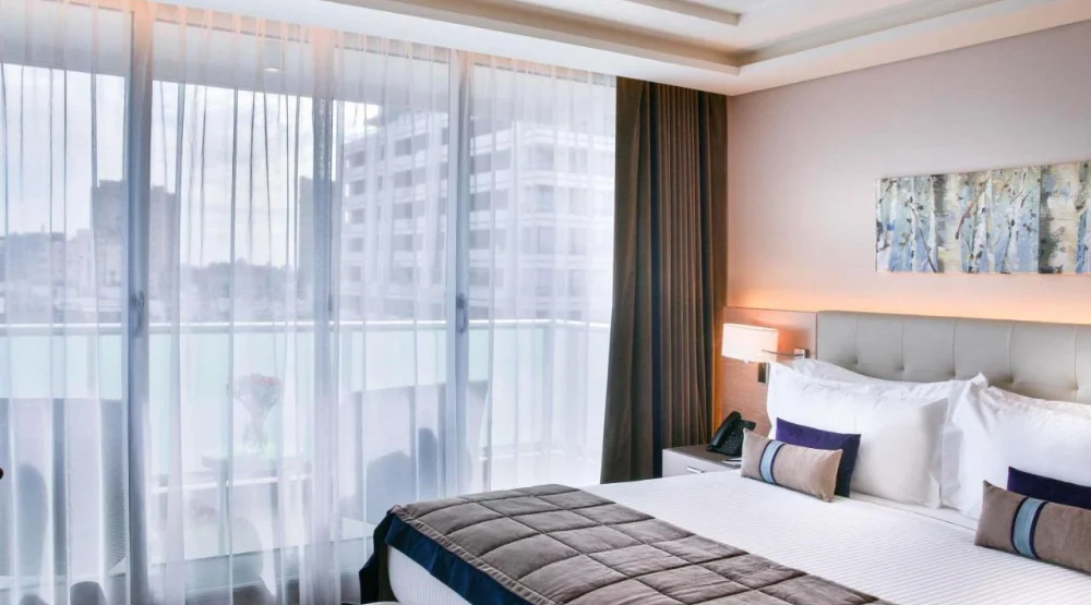 Deluxe King Room with Balcony at Palladio Hotel Buenos Aires MGallery