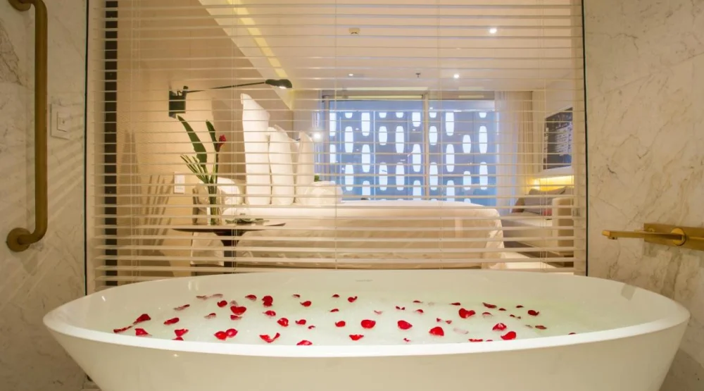 Ocean Deluxe King Size Bed at Emiliano Rio