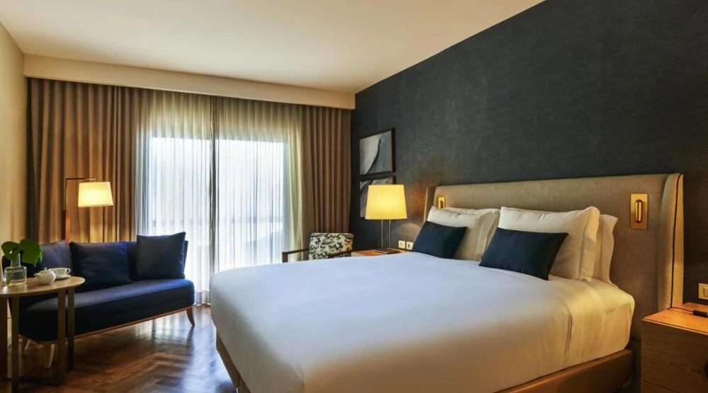 Fairmont Gold King Room with City View at Fairmont Rio De Janeiro Copacabana