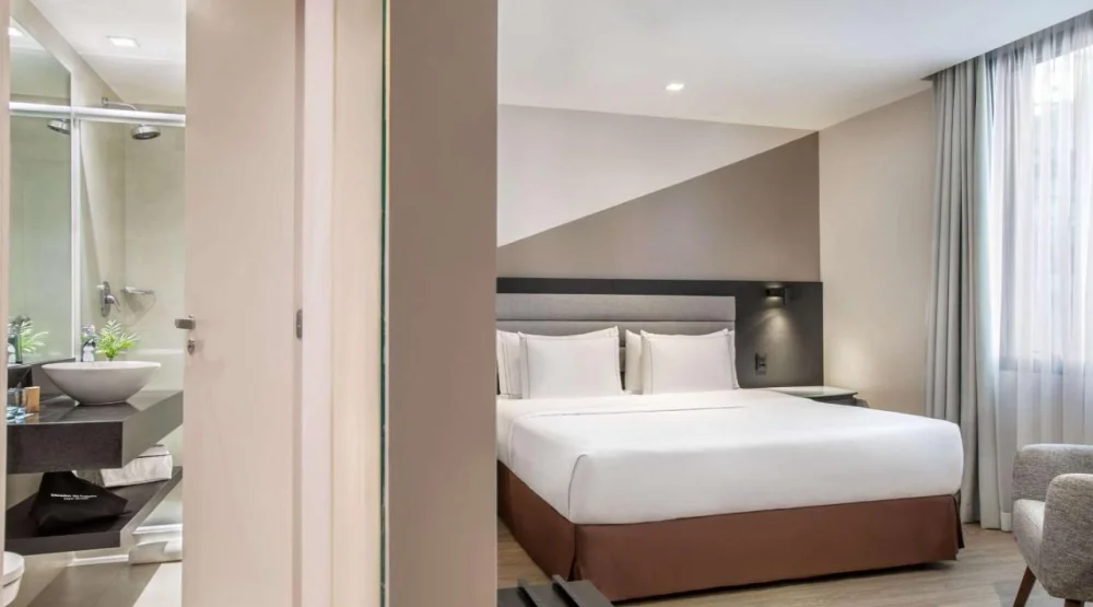 Deluxe Queen at Melia Paulista