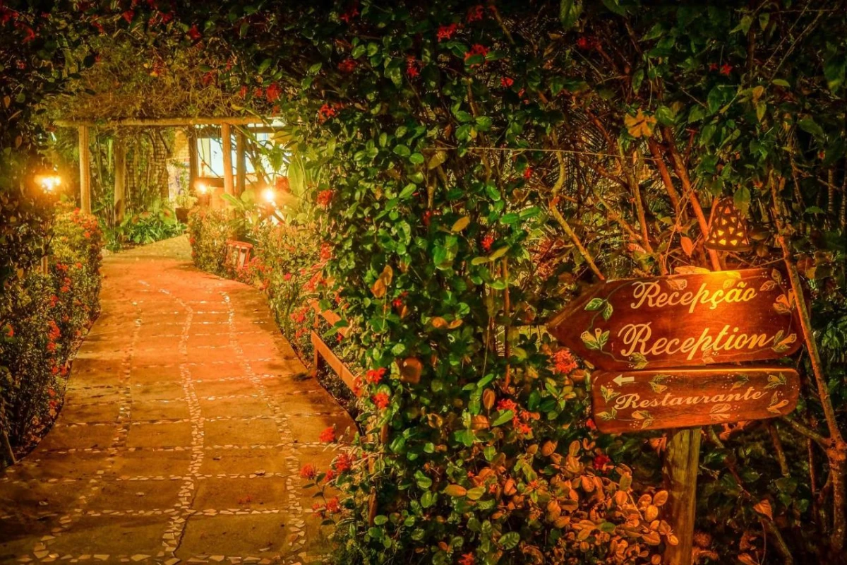 Ponta Do Madeiro - Hotel Photo 27