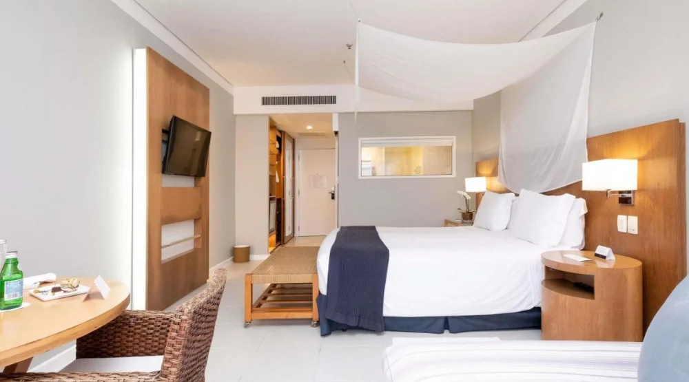 Classic Twin Room with Balcony at Hotel Jequitimar Guaruja Resort & Spa