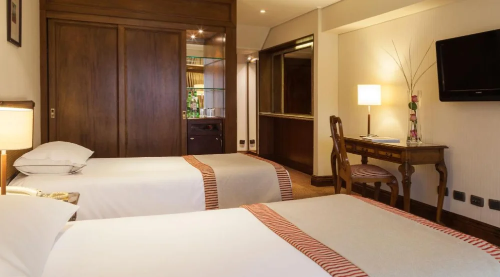 Standard Twin Room at Plaza San Francisco