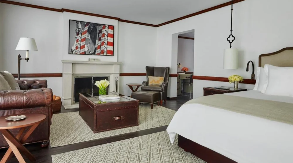 Executive Suite Fireplace King at Four Seasons Hotel Casa Medina