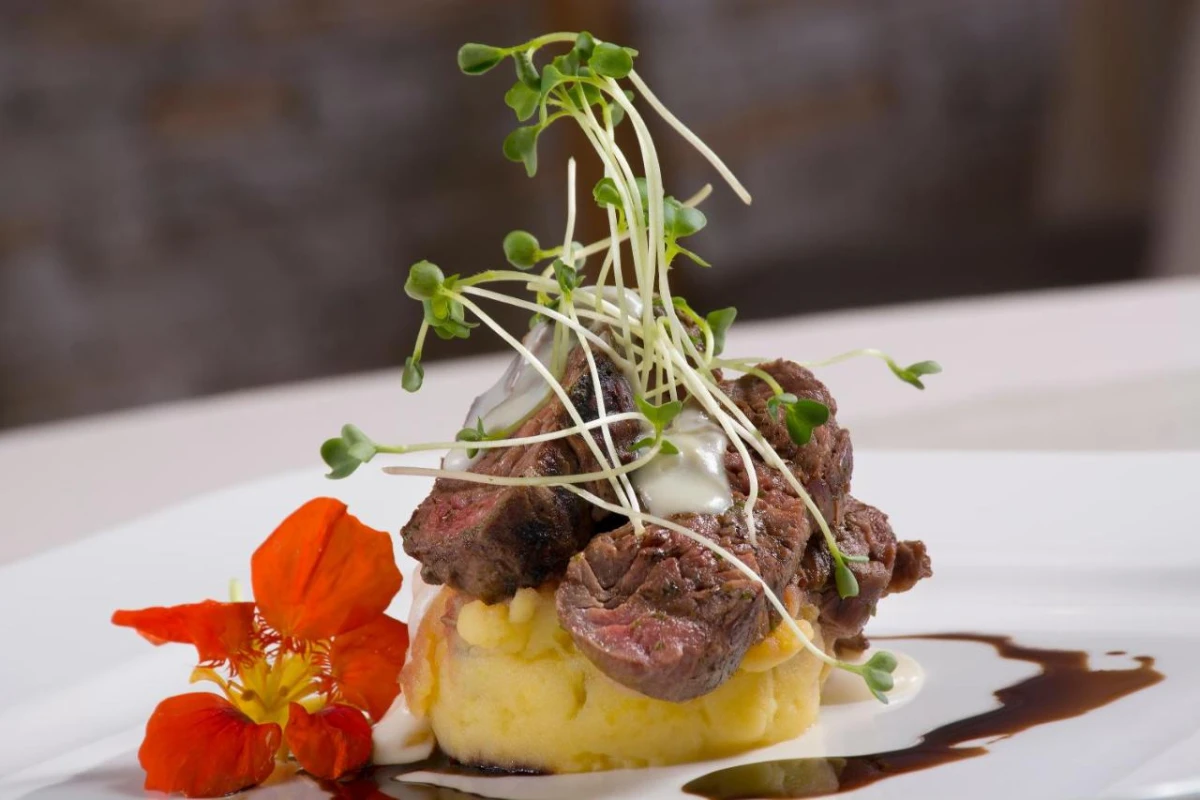 Movich Casa Del Alferez - Hotel Photo 3