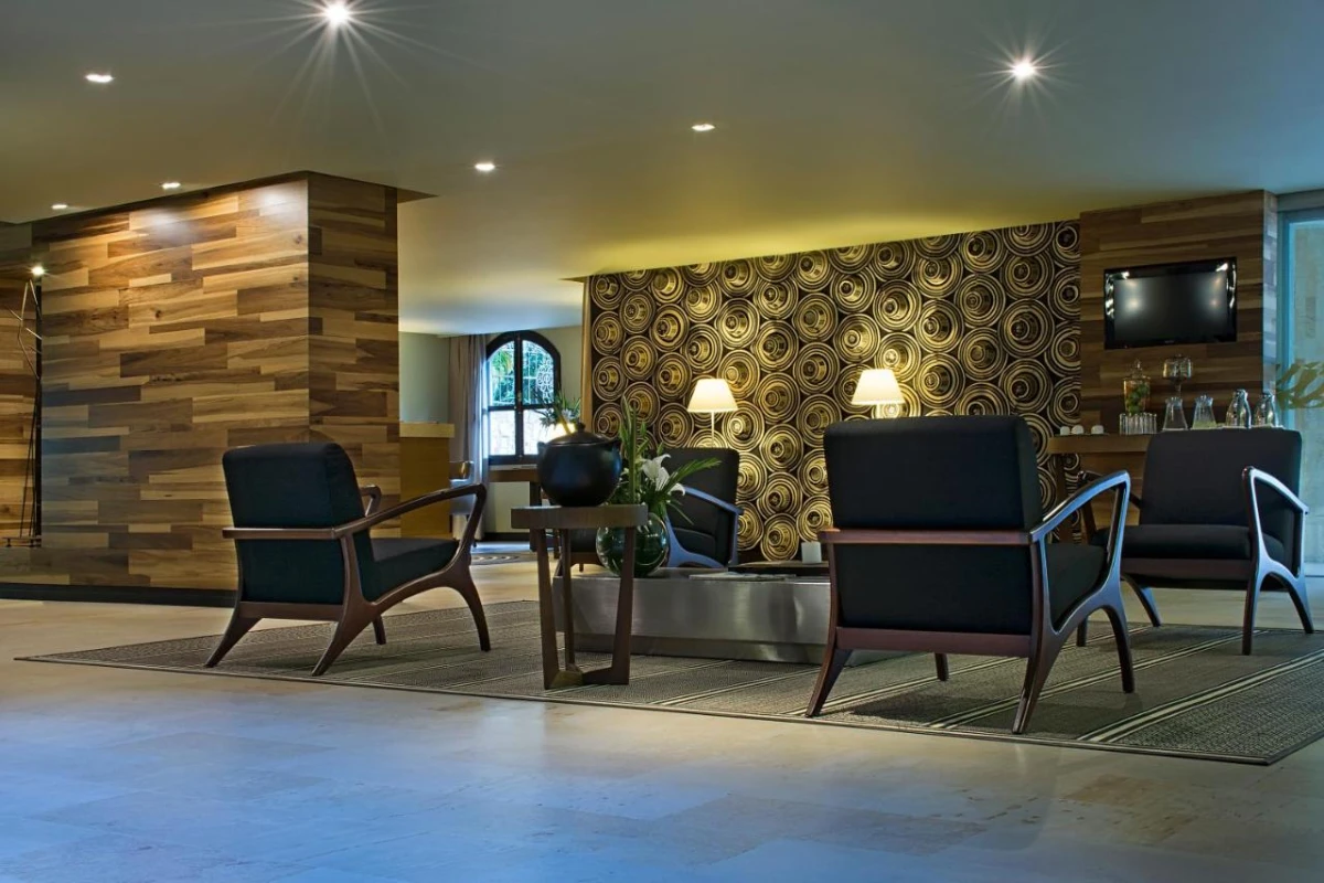 Movich Casa Del Alferez - Hotel Photo 7