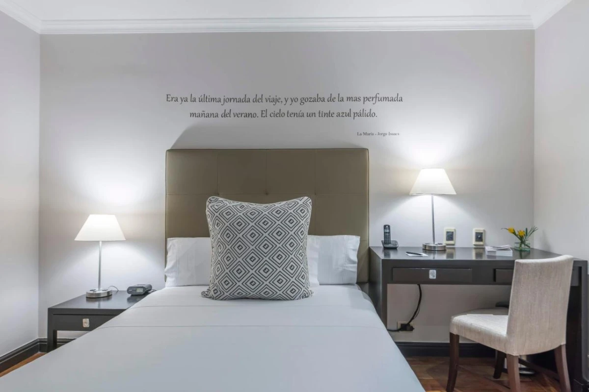 Movich Casa Del Alferez - Hotel Photo 15