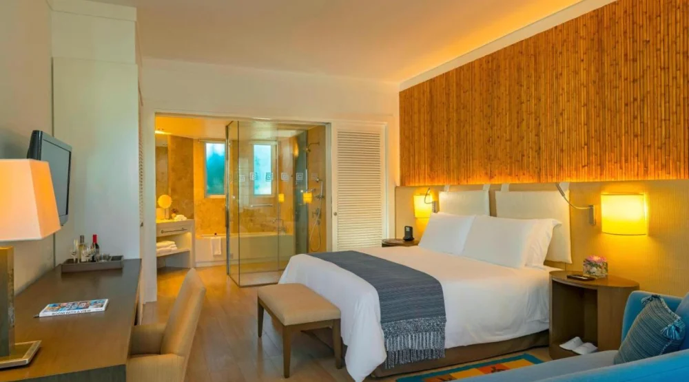 Solarium, Larger Suite, One King, Sofa Bed, Garden View at Hotel Paracas a Luxury Collection Resort