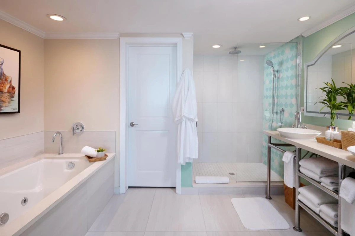 Ocean Key Resort & Spa - Hotel Photo 12