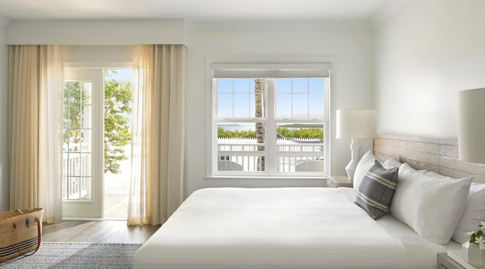 Waterfront King Room at Parrot Key Hotel & Villas