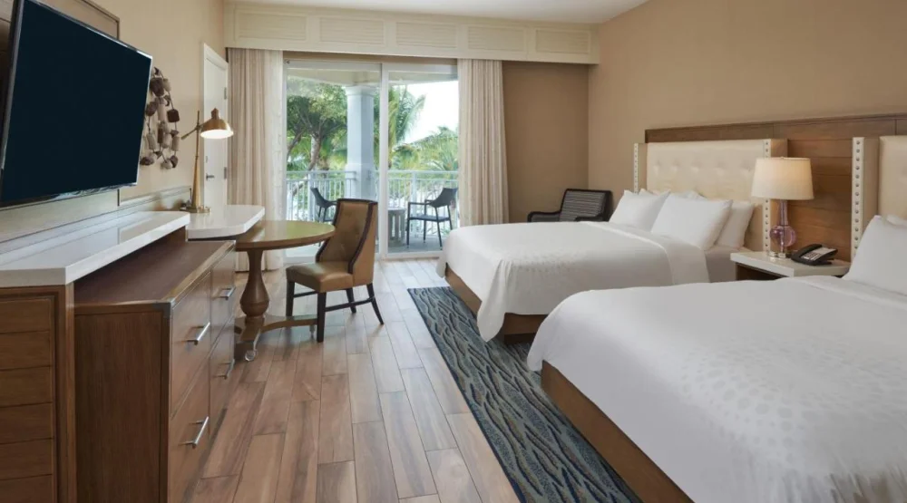 Partial Bay View, Guest Room, Two Queen, Bay View, Balcony at Playa Largo Resort & Spa Autograph Collection