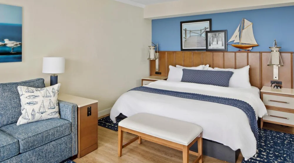 King Room at Reefhouse Resort & Marina