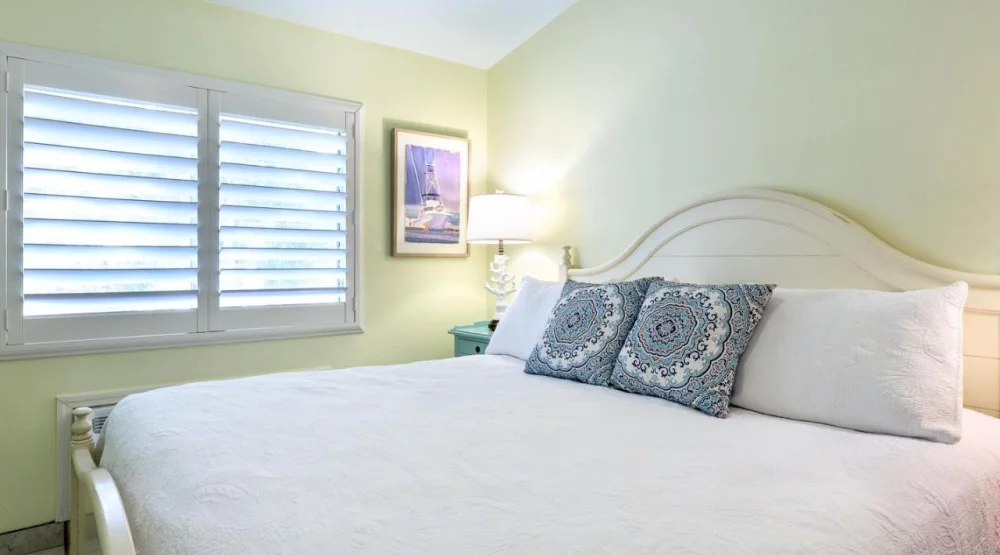 One Bedroom Suite at Kona Kai Resort & Gallery