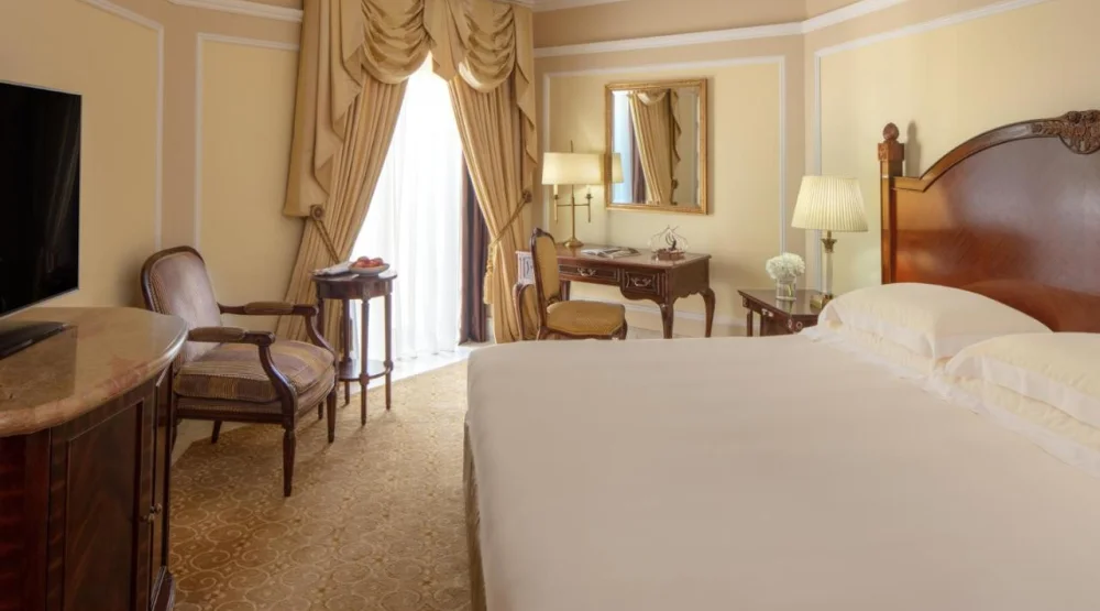 Superior Room at The Regency Kuwait