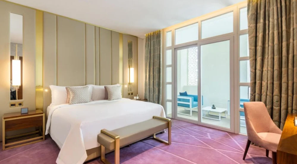 Grand Deluxe Suite, One Bedroom Suite, One King, Balcony at Al Messila a Luxury Collection Resort & Spa