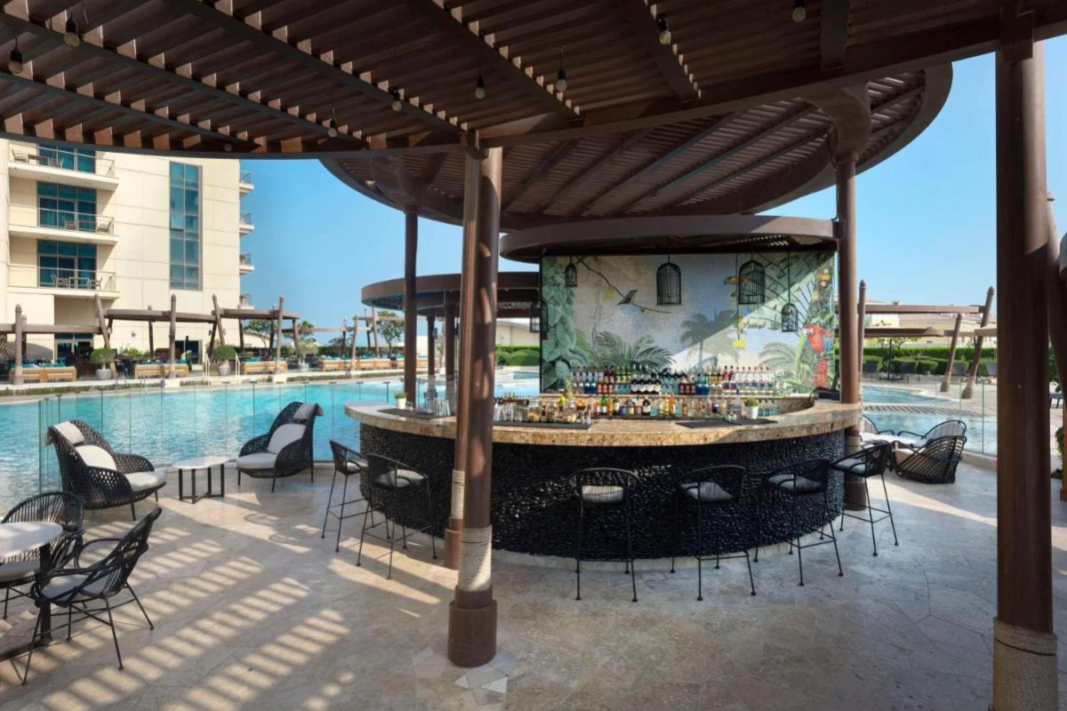 Hilton Doha The Pearl - Hotel Photo 13