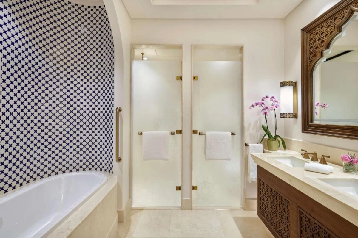 Hilton Salwa Beach Resort & Villas - Hotel Photo 12