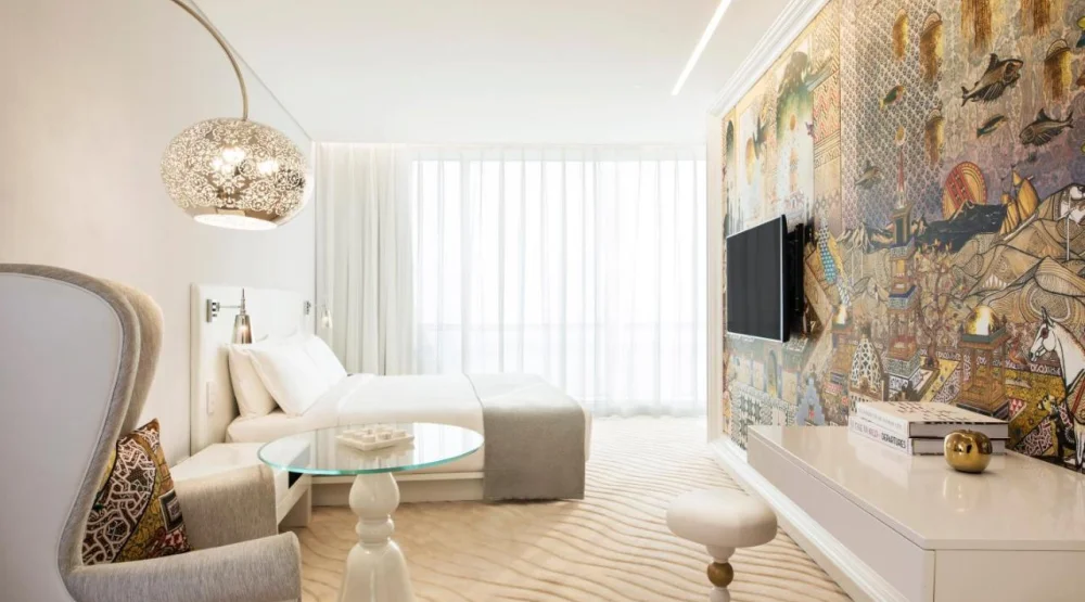 Deluxe King Suite at Mondrian Doha