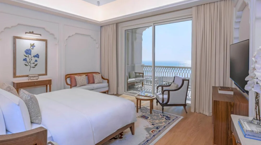 Superior King Room at The Chedi Katara Hotel & Resort