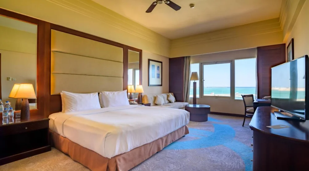 Executive Club Room at Danat Jebel Dhanna Resort