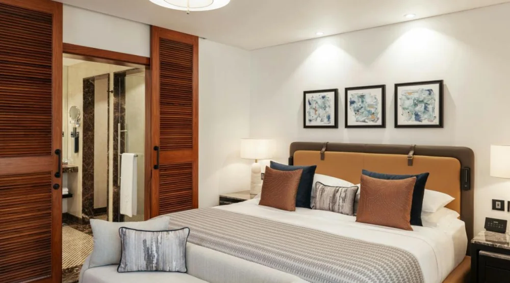 Superior Deluxe Suite at Grosvenor House, A Luxury Collection Hotel