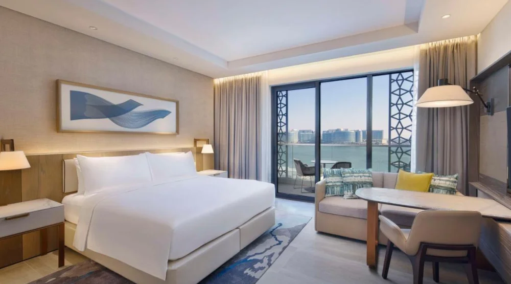 Deluxe King Room with Balcony and Bay View at Hilton Abu Dhabi Yas Island