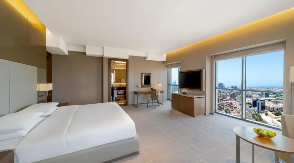 Deluxe Twin Room at Hyatt Regency Dubai Creek Heights