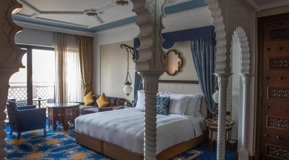 Lagoon Deluxe Room at Jumeirah Al Qasr