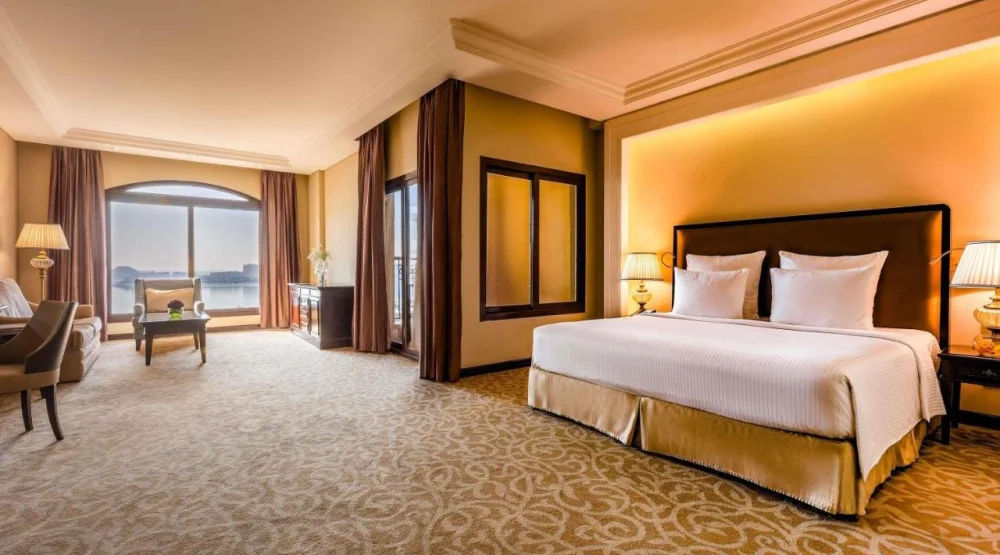 Junior King Suite at Pullman Resort Al Marjan Island