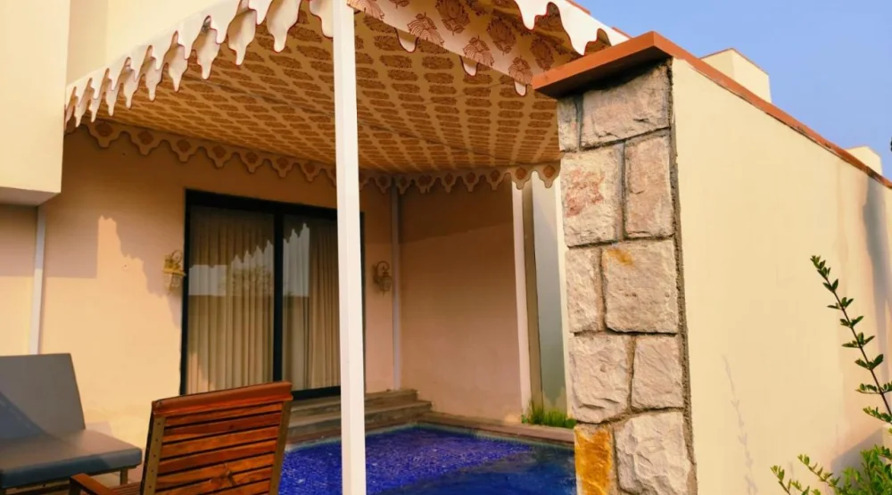 Luxury Twin Room with Plunge Pool at Bookmark Resorts Jogi Mahal Ranthambore