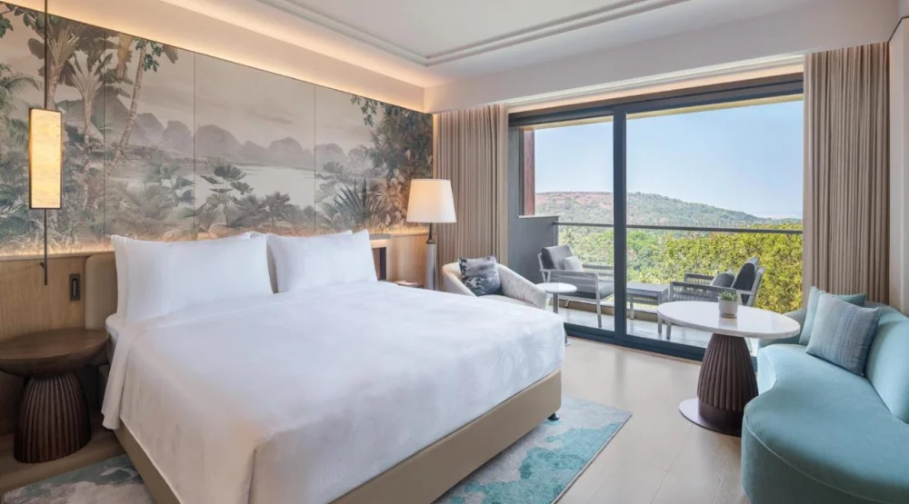 Luxury Tropical King Room with Balcony and Forest View at JW Marriott Goa