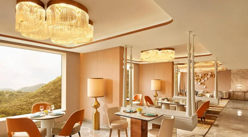 Luxury Suite at Taj Amer Jaipur