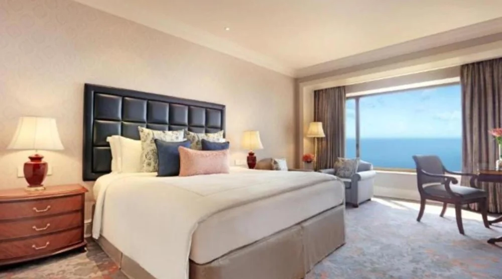 Serene Infinity Sea View Room King Bed at Taj Lands End