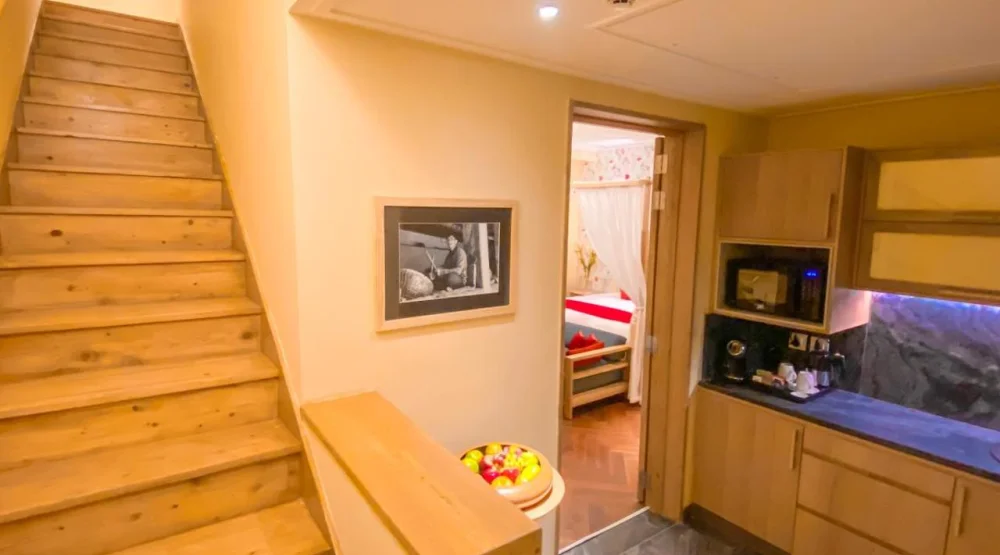 Luxury Duplex Room Valley View Twin Bed at Taj Theog Resort & Spa