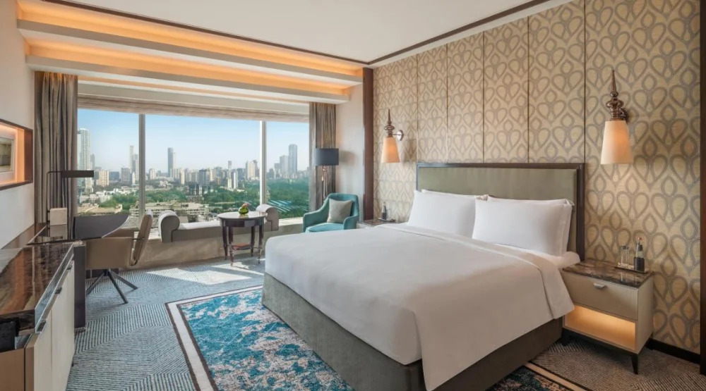 Guest Room, One King, Racecourse View at The St. Regis Mumbai