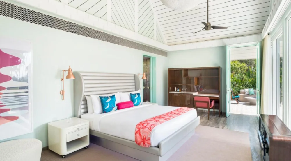 Fantastic Sea View, Chalet, One King, Sea View at W Goa