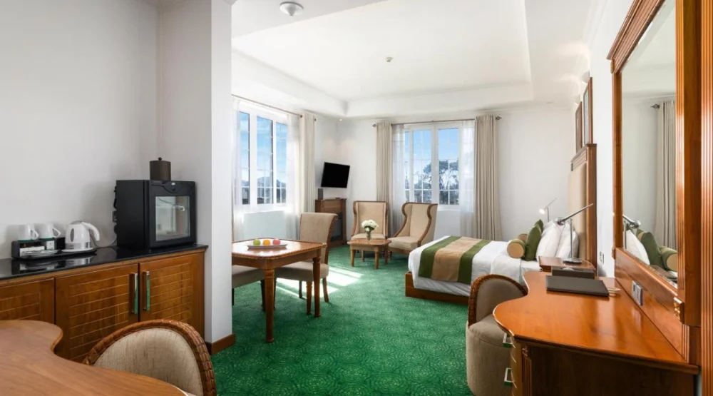 Junior Suite with Spa Bath at Araliya Green City