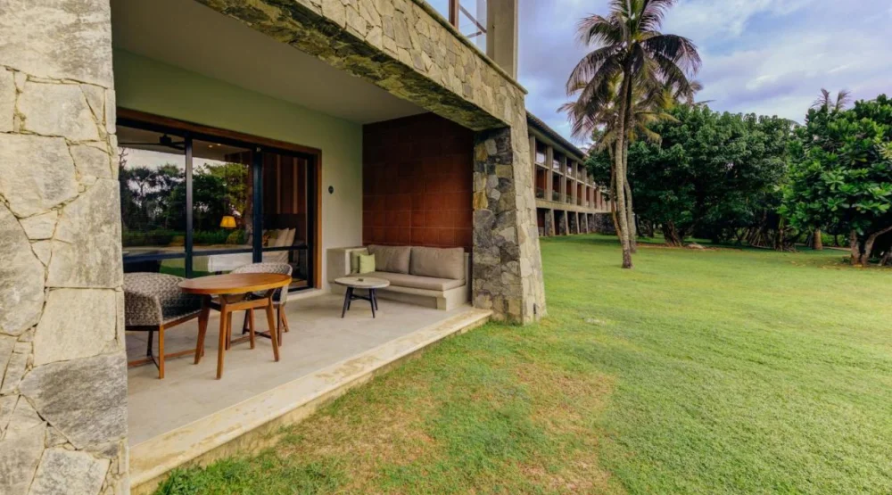 Luxury Seafront Garden at Cinnamon Bentota Beach Signature Selection