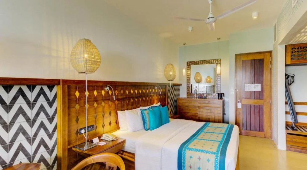 Superior Ocean View King at Cinnamon Bey Beruwala