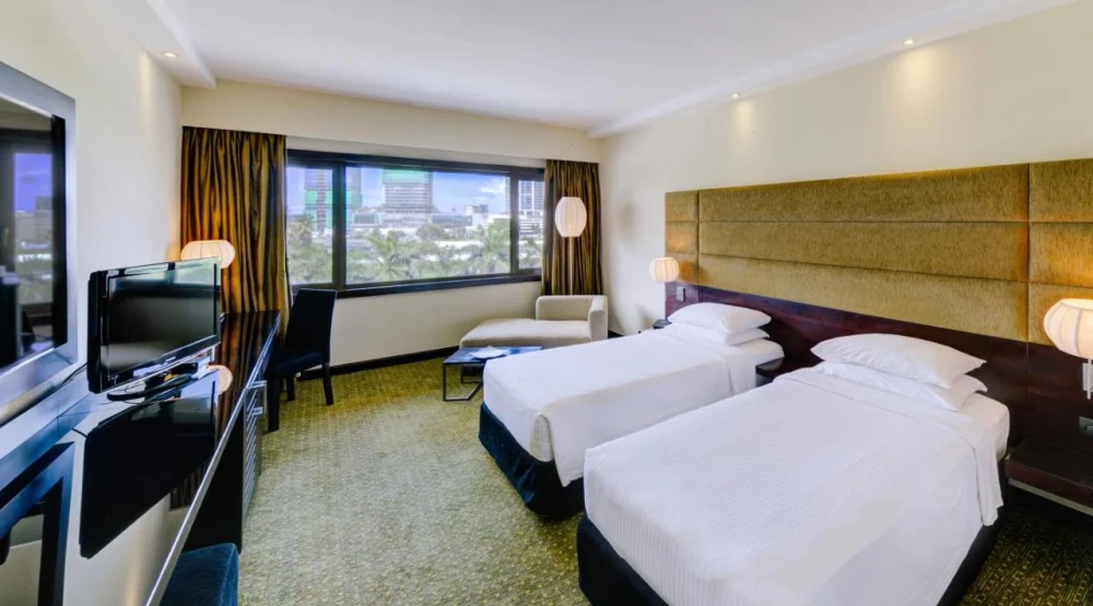 Superior Twin Room at Cinnamon Lakeside Colombo