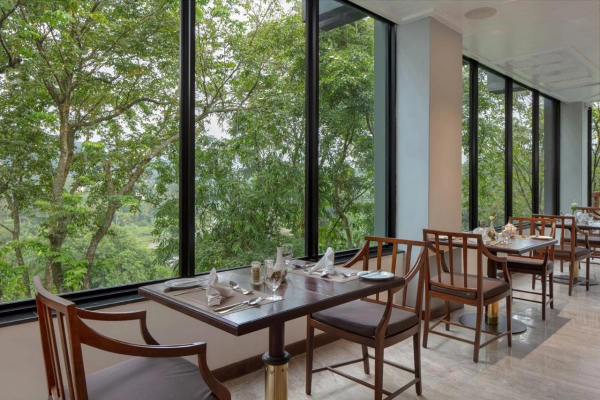 Earl's Regency - Hotel Photo 5