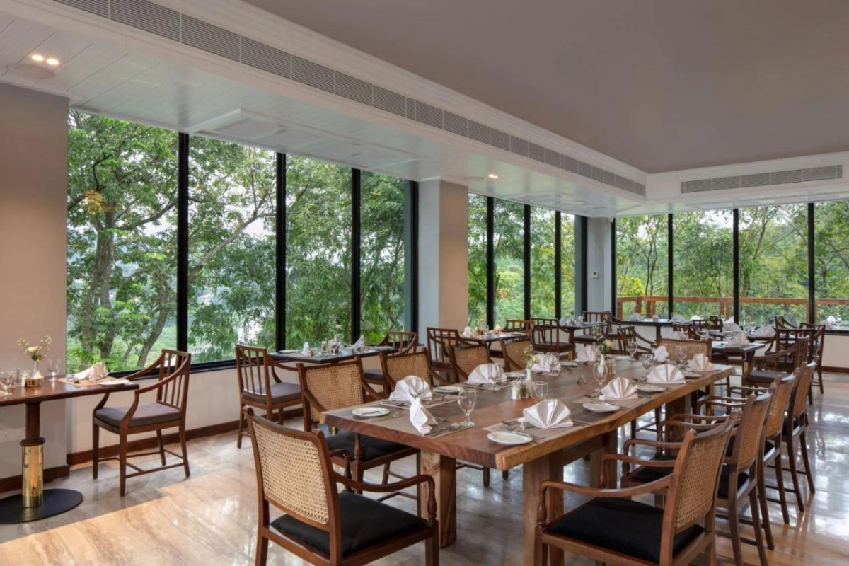 Earl's Regency - Hotel Photo 6