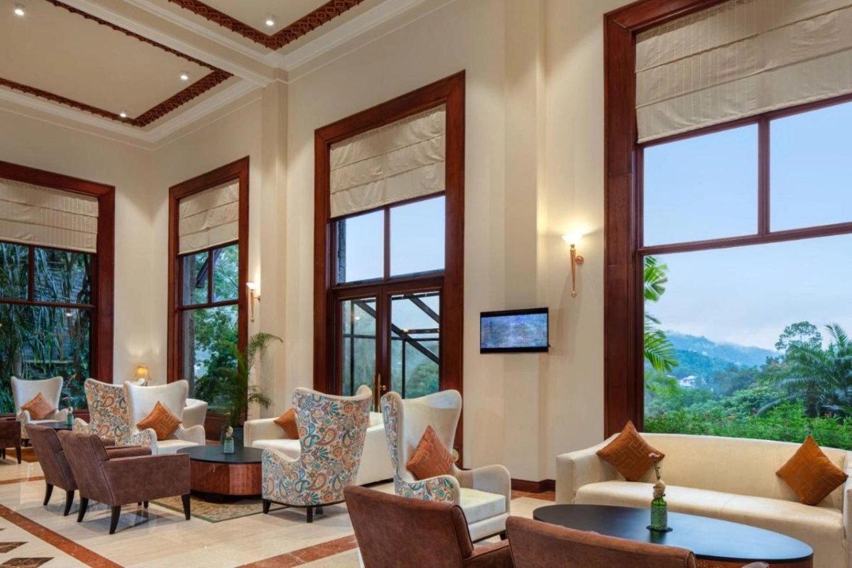 Earl's Regency - Hotel Photo 22