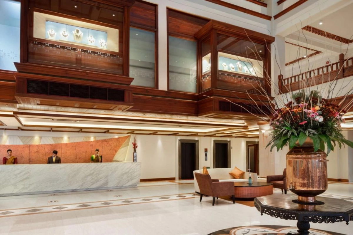 Earl's Regency - Hotel Photo 24