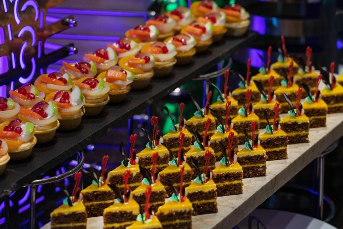 Earl's Regency - Hotel Photo 47